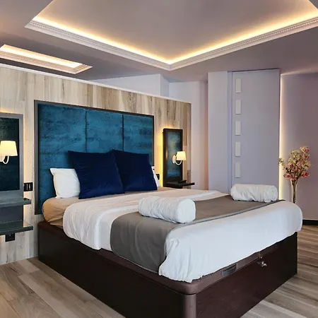 Apartment Special Sky - Sea & Mountain Views- Center