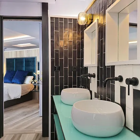 Special Sky - Stunning Sea & Mountain Views- Center Torremolinos